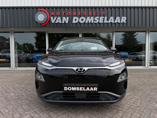 Hyundai Kona EV Fashion 64KWH Premium SOH 97 Navi Carplay Camera HUD / 42