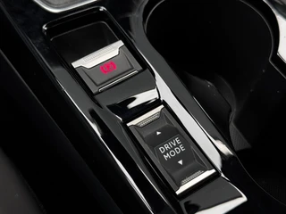Peugeot 2008 1.2 PT Allure | 130 PK | Trekhaak | Navigatie | NL-Auto | Parkeersensoren | Climate Control | / 27