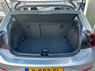 Volkswagen Polo 1.0 TSI STYLE / 24