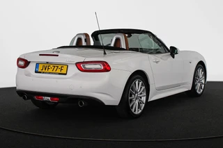 Fiat 124 Spider 1.4 MultiAir Turbo Lusso BOSE Keyless Stoelverwarming Achteruitrijcamera / 4