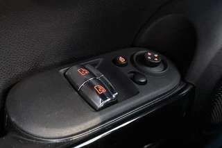 MINI Electric Camden Go Edition 33 kWh SOH 97% Apple CarPlay Achteruitrijcamera Sportstoelen Stoelverwarming / 32