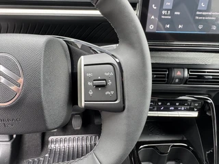 Citroen C3 1.2 Turbo 100pk Max | Apple Carplay/Android Auto | Cruise Control | Dab Ontvanger | Verwarmde Voorstoelen | lichtmetalen velgen 17 Inch / 14