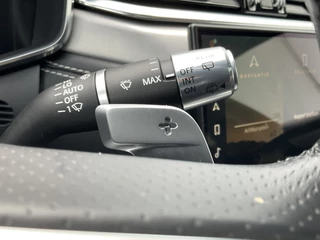 Jaguar F-PACE 2.0 P400e PHEV R-Dynamic SE Pano 360° Meridian Stoelverw+Ventilatie Leer BOMVOL! / 29