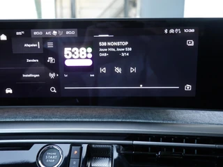 Peugeot 3008 1.6 plug-in Hybrid 195 Allure | Afneembare trekhaak | 1550KG Trekgewicht | Navigatie | Stoelverwarming | Camera achter | Full LED / 23