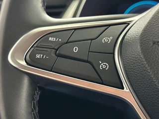 Renault Captur 1.6 E-Tech PHEV 160 Intens Groot Scherm + Navigatie | Parkeercamera | Cruise Control / 22