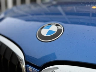 BMW X1 X1 sDrive20i High Executive M Sport I Automaat I HUD I LED I Stoelverw. I Sportstoel / 17