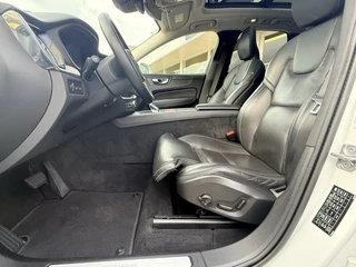 Volvo XC60 2.0 Recharge T6 AWD Inscription  | Stoelventilatie | LED | Keyless | Apple Carplay | Stuur- en stoelverwarming |  Pano / 19