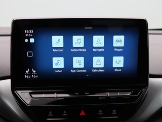 Volkswagen ID.4 First 77 kWh 204 Pk | Stoel/Stuurverwarming | Camera | Half Leer | CarPlay | Adaptive cruise | 20 Inch | 97.053 Km !! / 25