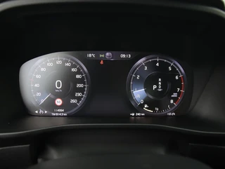 Volvo XC40 1.5 T3 Momentum Pro | Elek. wegklapbare trekhaak / 41