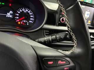 Kia Picanto 1.0 MPi DynamicLine/ NL auto/ Eerste eigenaar/ Achteruitrijcamera / 17