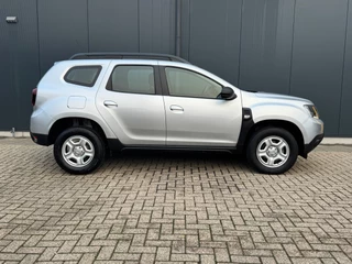 Dacia Duster 1.3 TCe 130pk Comfort * Navigatie * Cruise Control * Airco * / 2