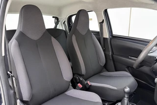 Peugeot 108 1.0 e-VTi Access | Airco | Stuurbekrachtiging | Achterbank neerklapbaar | LED-dagrijverlichting | bandenspanningscontrolesysteem / 4