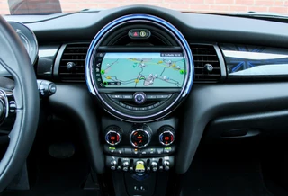 MINI Electric SE Electric Charged 33 kWh / 21