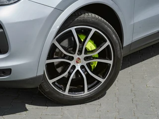 Porsche Cayenne 3.0 E-Hybrid Sport-Chrono|Stoelverwarming|Bose|Nachtzicht|360 Camera|Elektr. Achterklep|Stuurverwarming / 37