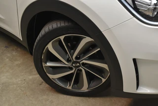 Kia Niro 1.6 GDi Hybrid Design Edition |Schuifdak |Dealeronderhouden / 27