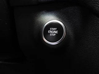 Volvo XC40 1.5 T4 Plug-In Hybrid Core Bright NAVI/CAMERA/LED/18"LMV! / 24