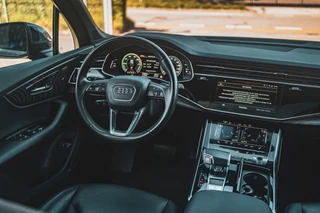 Audi Q7 55 TFSI e quattro Pro Line Plus / 23