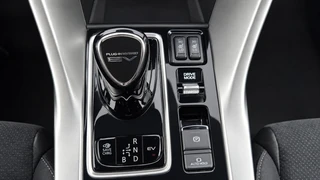 Mitsubishi Eclipse Cross 2.4 PHEV Intense Cruise | Camera | Carplay/Android Auto | / 24