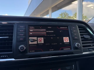SEAT Ateca 1.5 TSI FR - 150PK Elek. Trekhaak Stoelverw. LED NAVI / 32