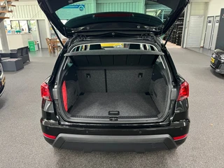 Seat Arona 1.0 TSI Xcellence Launch Edition / Navi /Apple Carplay / 16