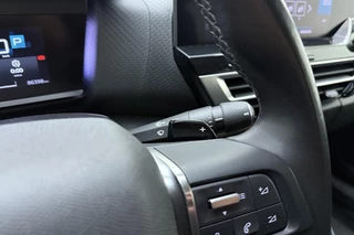 Citroen C4 1.2 Puretech 130pk Automaat Shine Pack Business | Navigatie | Adapt. Cruise control | Lederen stoelen elektrisch en verwarmd | Head-up display | Keyless | Apple Carplay/Android Auto | 18" Lichtmetalen velgen / 25