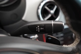 Mercedes-Benz GLA 200 Ambition  Panoramadak Navigatie Bi-Xenon / 11