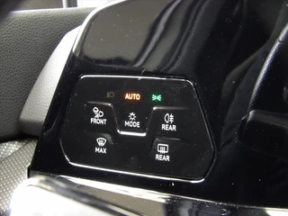 Volkswagen Golf 1.5 eTSI 130pk 7-DSG R-line / 28