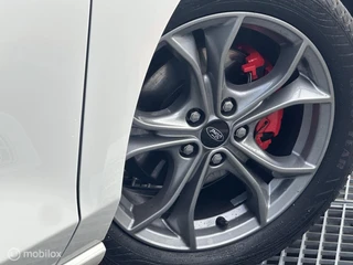 Ford Focus 1.5 EcoBoost ST LINE / 16
