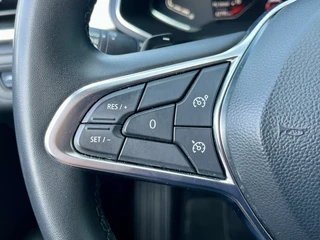 Renault Captur 1.3 TCe 140 EDC Intens  | Trekhaak | Automaat | Navigatie | Achteruitrijcamera | Parkeersensoren V+A | Climate Control | NL Auto | Cruise Control | Apple CarPlay/Android Auto / 21