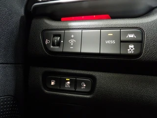 Kia Niro 1.6 GDi PHEV 141pk DCT6 DynamicPlusLine / 36