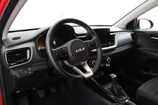 Kia Stonic 1.0 T-GDi MHEV DynamicPlusLine  Trekhaak! Navigatie, Climate, / 15