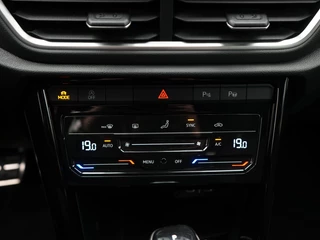 Volkswagen T-Roc 1.5 TSI R-Line Camera | Private lease 584 pm / 25