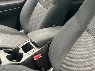 Nissan Qashqai 1.2 N-Connecta | Panoramadak | Navigatie | 360 camera | Stoel Verwarming | Cruise/Control | Climate/Control | / 21