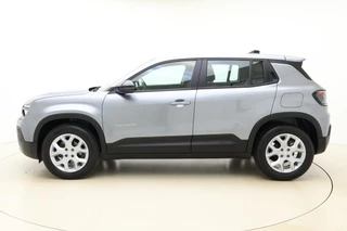 Jeep Avenger 1.2 Altitude 100 PK | Navigatie | Climate control | Camera | Parkeersensoren | Keyless | Lichtmetalen velgen | Parkeersensoren / 6