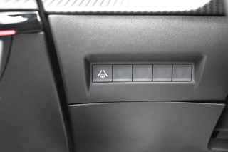 Peugeot 208 Hybrid 145 e-DCS6 GT  Navigatie | Camera V+A | Adaptieve cruise controle | Airco | PDC V+A | 8 jaar Peugeot Care garantie / 31