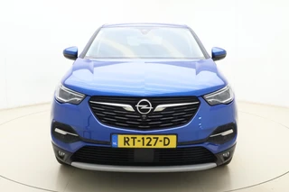 Opel Grandland X 1.2 Turbo Business Executive | Electrische achterklep | Navigatie | Camera | Half lederen bekleding | DAB radio | Apple Carplay | Extra getint glas / 7