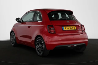 Fiat 500 3+1 La Prima 42 kWh Panoramadak Stoelverwarming Camera Apple CarPlay / 5