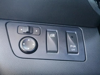 Dacia Spring Expression 27 kWh | Achteruitrijcamera | Parkeersensoren achter | Lichtmetalen velgen | Airco | Navigatiesysteem | Bluethooth | Elektrisch bedienbare ramen / 15