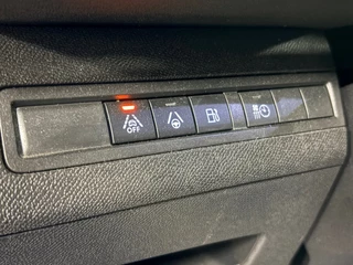 Peugeot 3008 1.6 HYbrid 225 GT / Cruise-control / camera / 1e eigenaar / 21