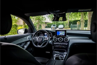Mercedes-Benz GLC Coupé 250 4MATIC AMG Line  Burmester 20" Distronic Night / 18