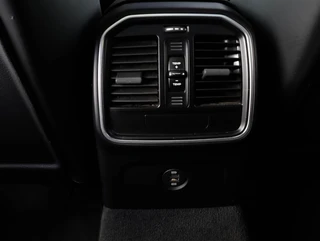 Porsche Macan 2.0 / 23
