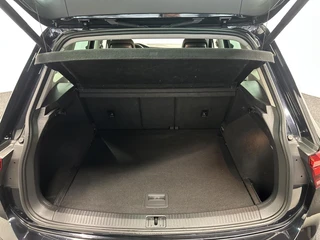 Volkswagen Tiguan 1.4 TSI ACT Comfortline Business CRUISE NAVI DAB LM ECC. / 38