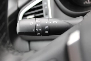 Suzuki S-Cross 1.4 Boosterjet Select Smart Hybrid ORG NL auto met DRAADLOOS Carplay/Androidauto! / 22