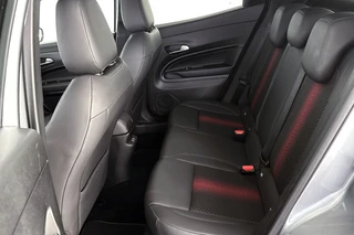 Alfa Romeo Junior 1.2 Turbo Hybrid Ibrida Speciale Pack Techno Stoelverwarming Camera / 9