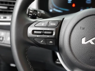 Kia Stonic 1.0 T-GDi MHEV DynamicLine  - Camera - Cruise control - AppleCarplay - Android Auto Fabrieksgarantie tot 04-2032 / 28