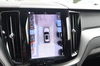 Volvo XC60 T6 Recharge AWD Plus Bright | Stoelverwarming | Trekhaak | 360° Camera |  Long range  | Pilot Assist |  BLIS  | Keyless / 50
