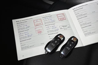 Porsche Macan 3.6 Turbo 1e Eigenaar NL Auto Panoramadak Sportchrono Luchtvering / 31