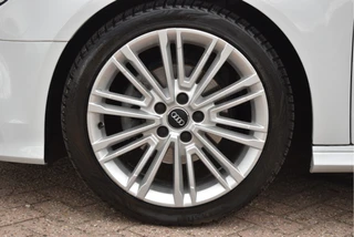 Audi A3 Sportback 1.5 TFSI CoD Sport S Line Edition 150 pk  | NL-Auto | Open dak | Carplay | Adapt.Cruise Control | Navi | Full LED | Onderh.historie / 33