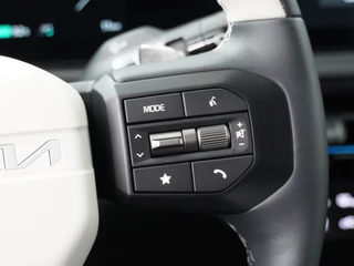 Kia EV6 GT-Line Business Edition 84 kWh  - Stoelverwarming/Ventilatie - GT-Line Design - Led Matrix koplampen - Elektrisch verstelbare voorstoelen met geheugen - Elektrische achterklep - Draadloos Apple Carplay/Android Auto - Fabrieksgarantie t/m 2033 / 28
