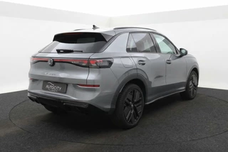 Volkswagen T-Roc 1.5 TSI R-Line Pano l Camera l Keyless l VOL OPTIES l NIEUW MODE / 6